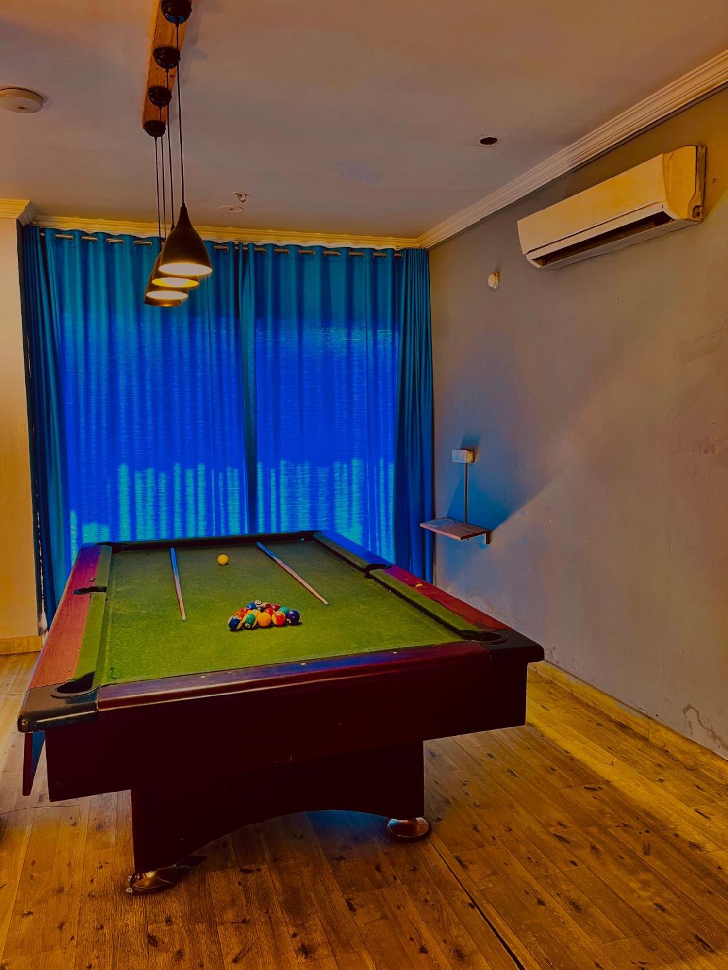 Summer Beach Resort, Goa - #Near Baga Beach #Swimming Pool #Garden #Bar #Lift #Premium Rooms #Property Of The Year #70565-84665 Calangute Exterior photo