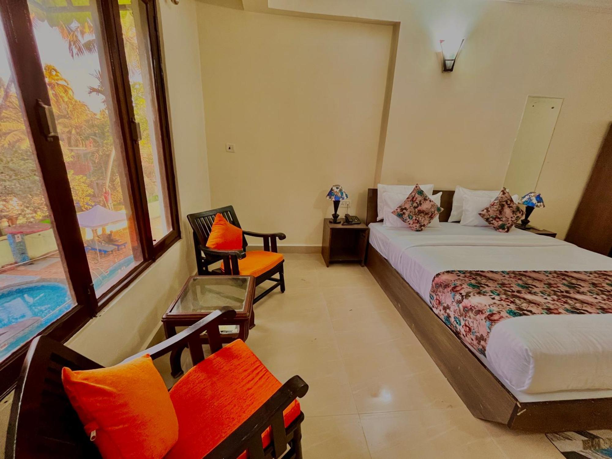 Summer Beach Resort, Goa - #Near Baga Beach #Swimming Pool #Garden #Bar #Lift #Premium Rooms #Property Of The Year #70565-84665 Calangute Exterior photo