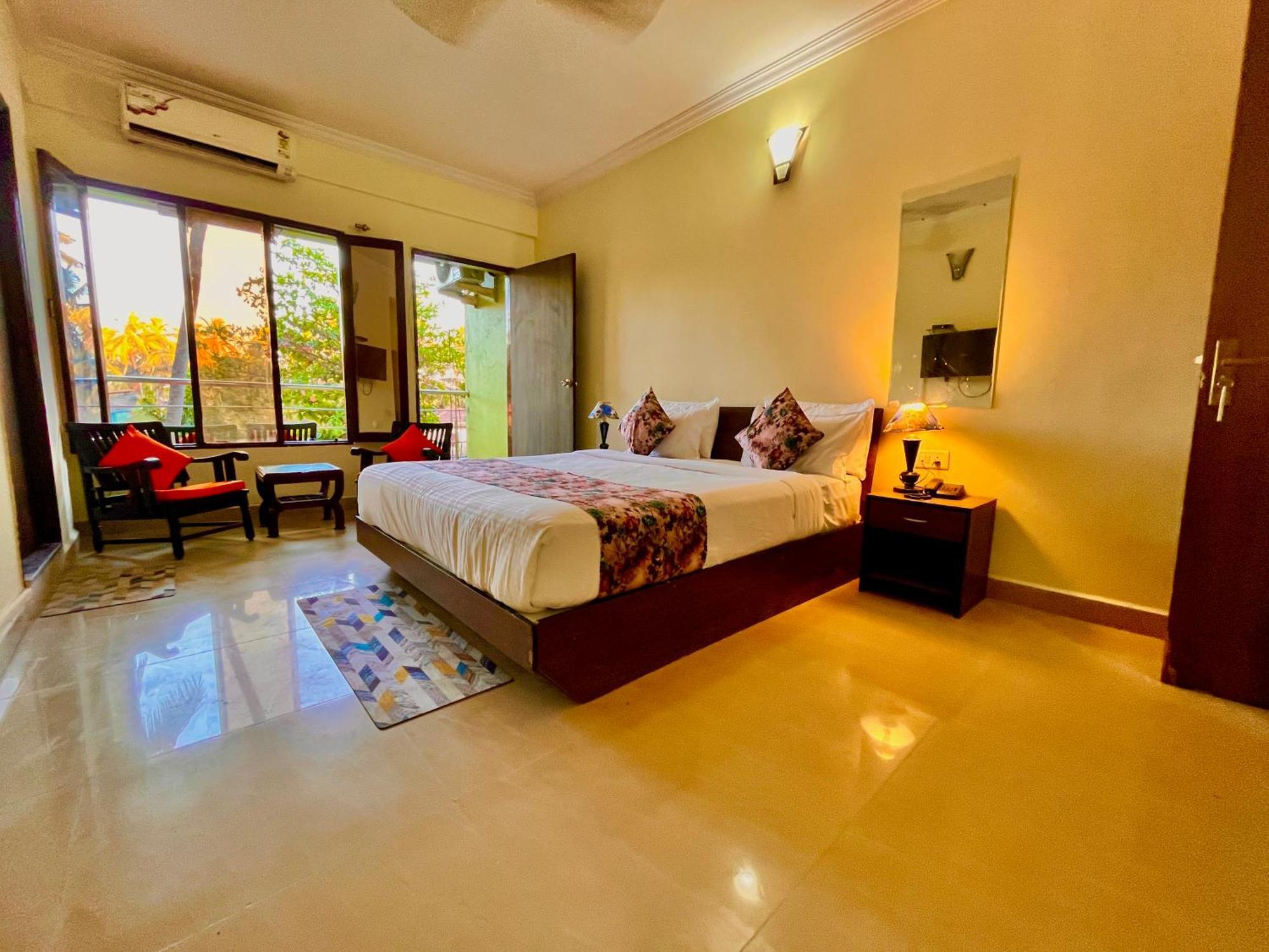 Summer Beach Resort, Goa - #Near Baga Beach #Swimming Pool #Garden #Bar #Lift #Premium Rooms #Property Of The Year #70565-84665 Calangute Exterior photo